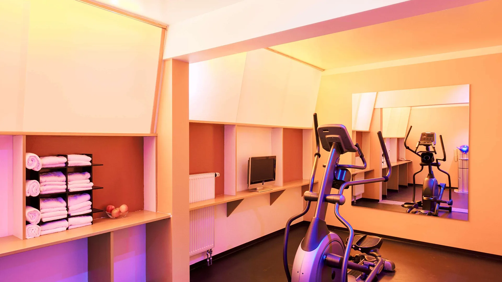 Nh Muenchen Unterhaching Aparthotel 4*,