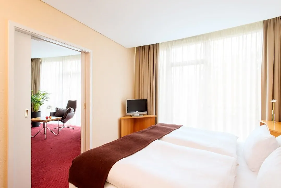 Nh Muenchen Unterhaching Aparthotel 4*,  Germany